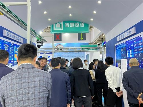 展會現場丨共赴一場思想與技術的交通盛宴，榮獲年度最佳產品獎